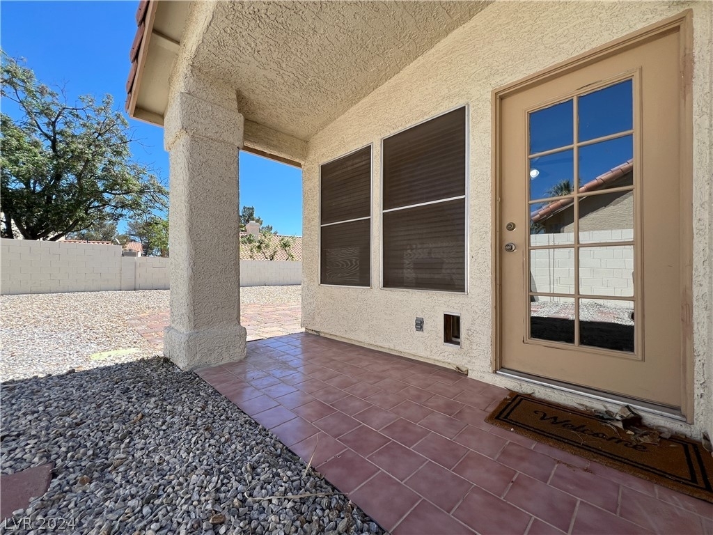 240 Moapa Court - Photo 23