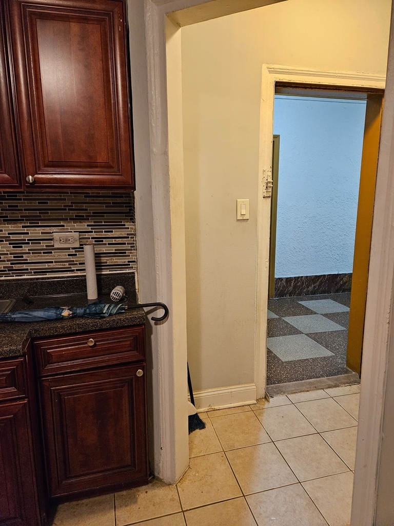 Bennett Avenue at 191st Street - Photo 1