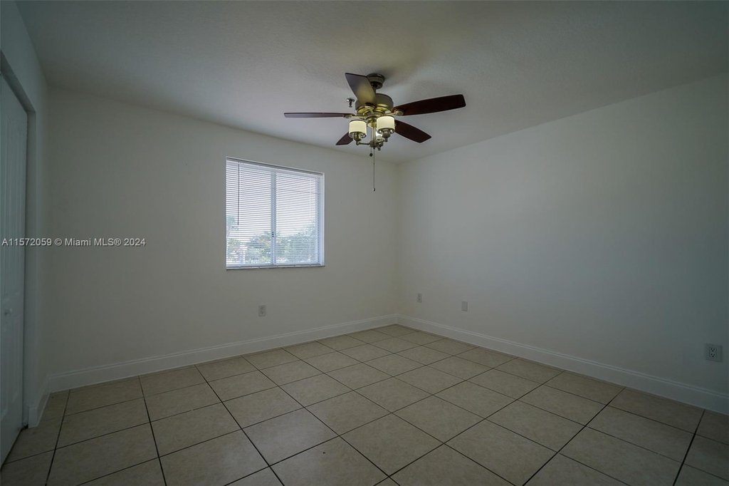 8380 Nw 103rd St - Photo 9