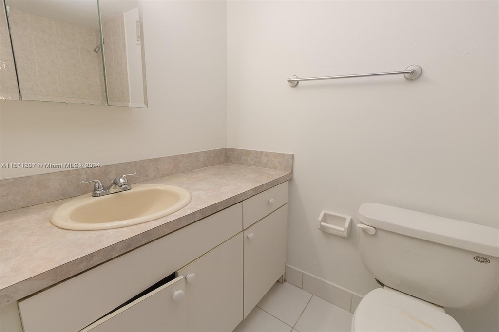 1744 Nw 55th Ave - Photo 12