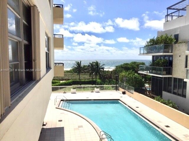 9511 Collins Ave - Photo 17