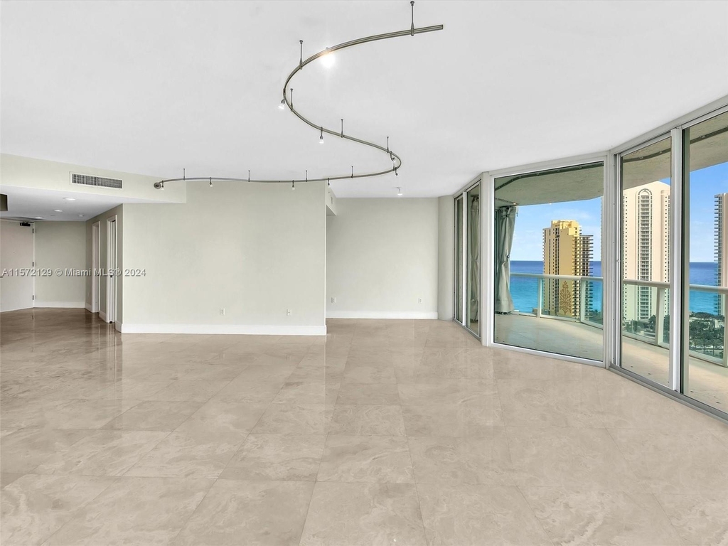 16500 Collins Ave - Photo 14