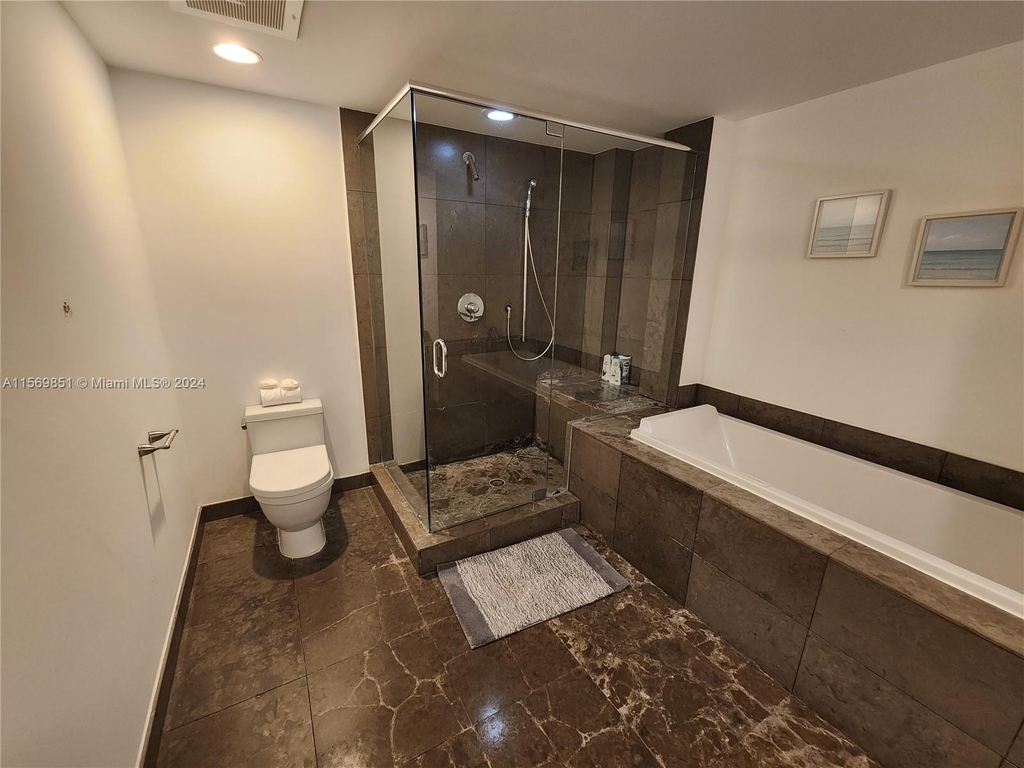 485 Brickell Ave - Photo 17