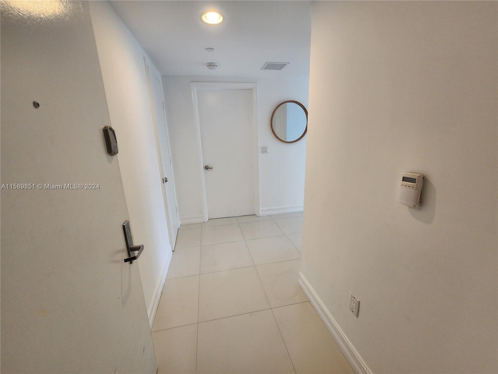 485 Brickell Ave - Photo 19