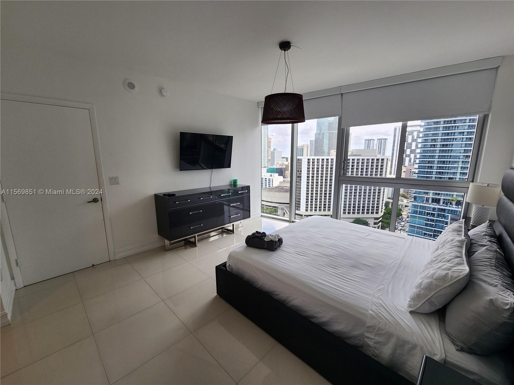 485 Brickell Ave - Photo 9