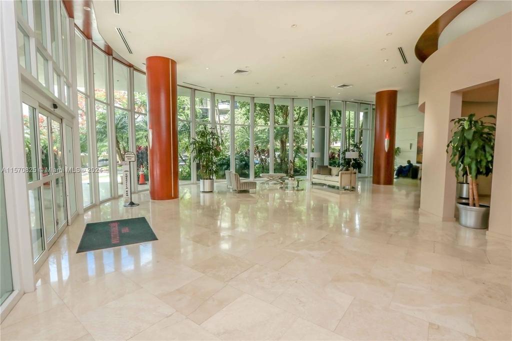 2475 Brickell Ave - Photo 7