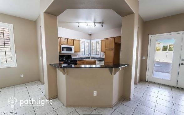 8916 Spinning Wheel Avenue - Photo 6