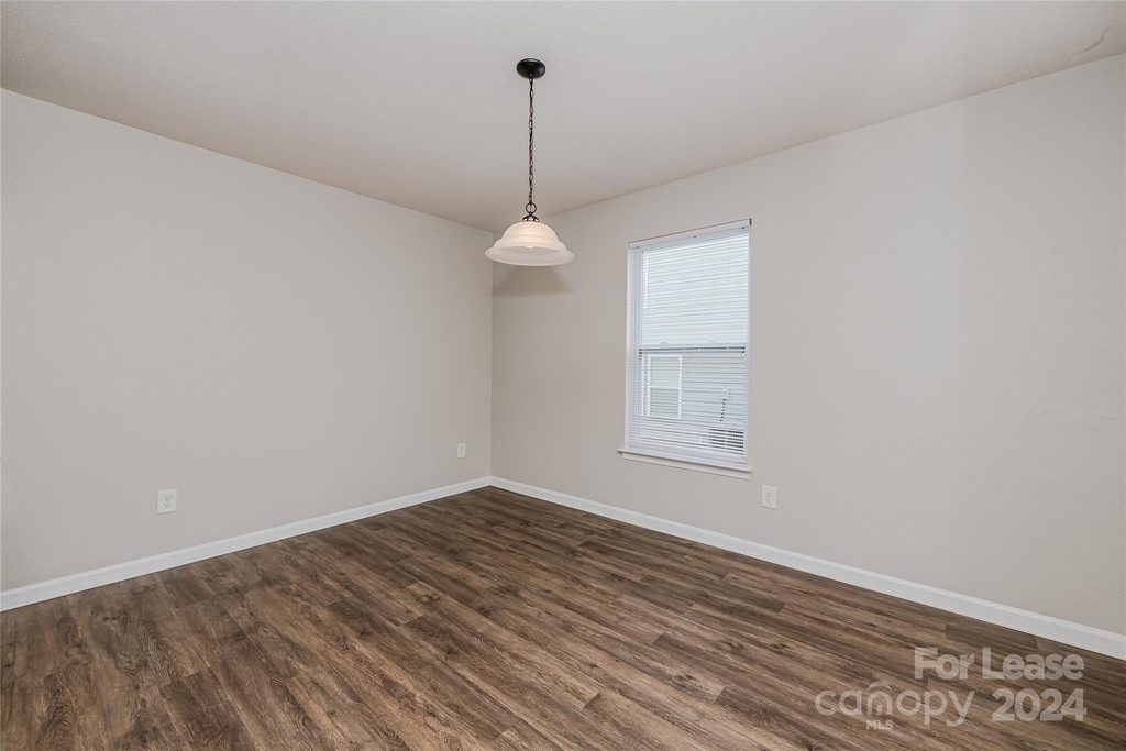 2714 Gusty Lane - Photo 16