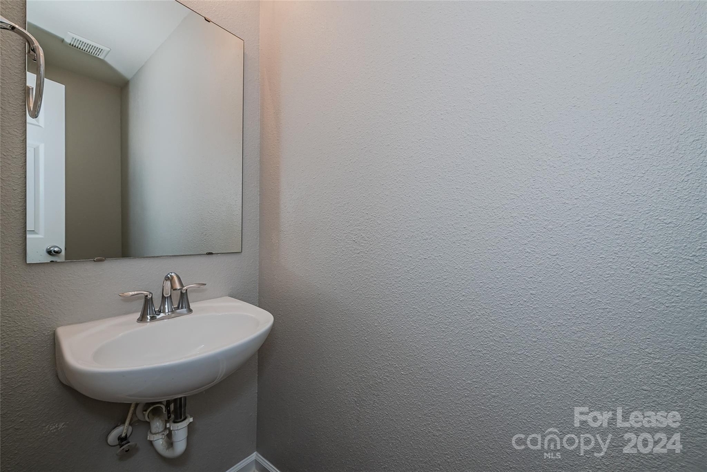 2714 Gusty Lane - Photo 21