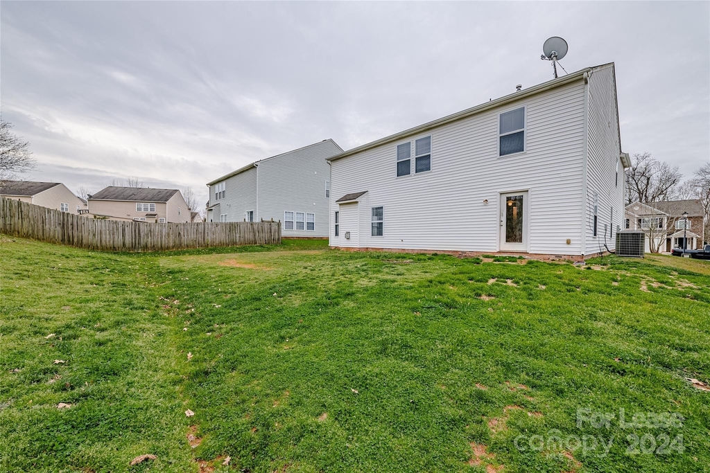 2714 Gusty Lane - Photo 39