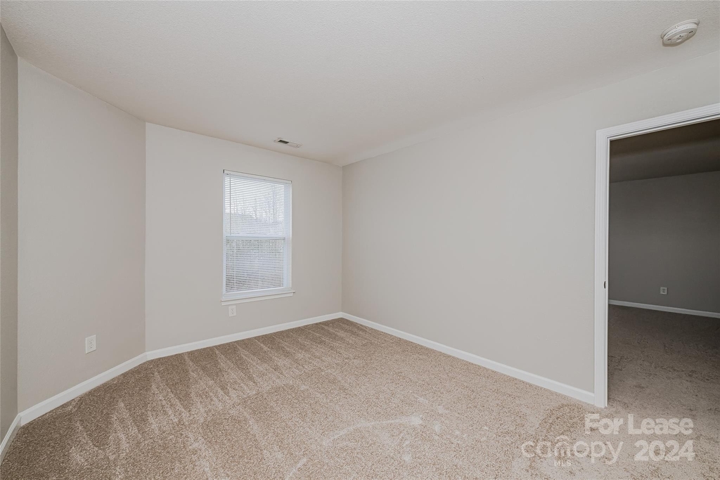 2714 Gusty Lane - Photo 29