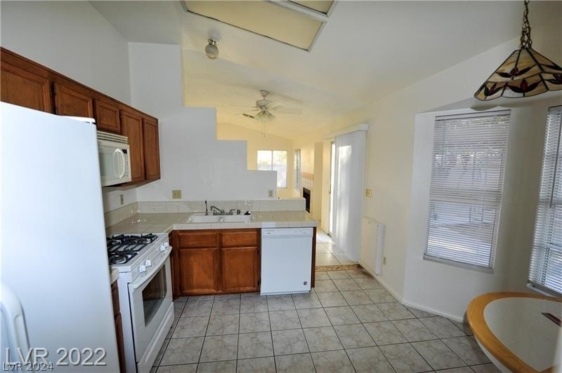 8201 Riviera Beach Drive - Photo 4