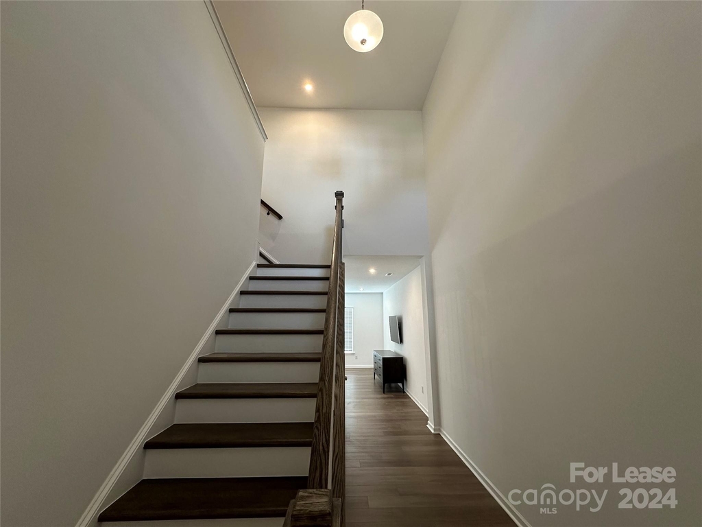 13010 Rover Street - Photo 19