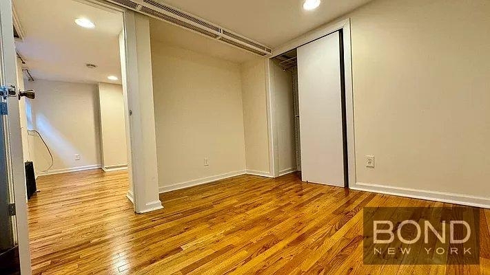 213.5 West 16th Street - Photo 9