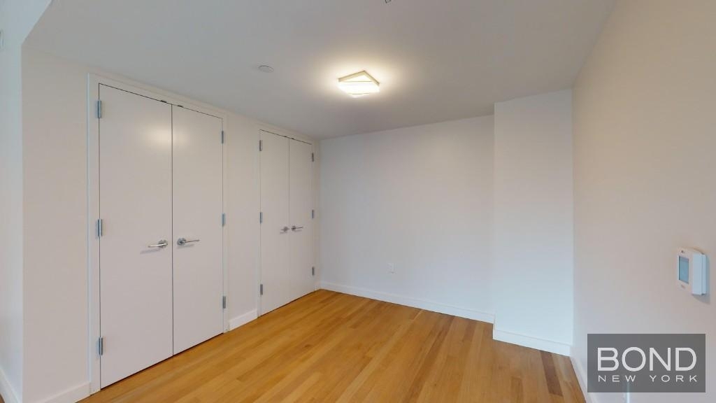 515 East 86th Street - Photo 6