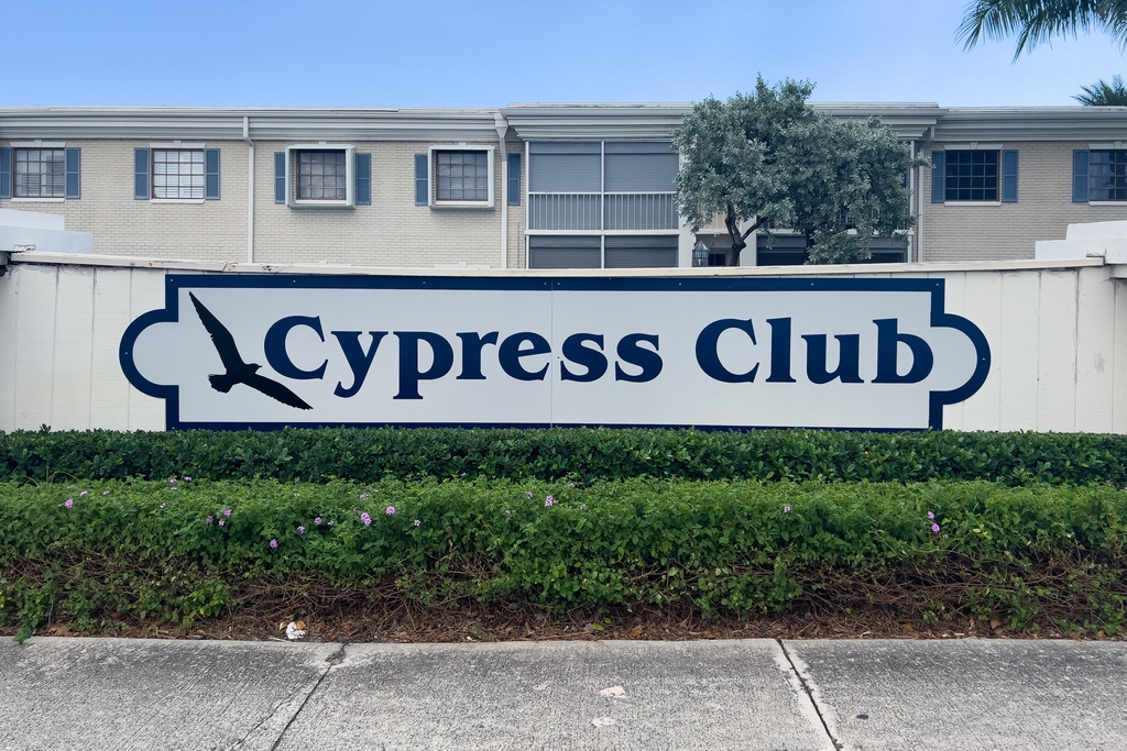 120 Cypress Club Drive - Photo 33