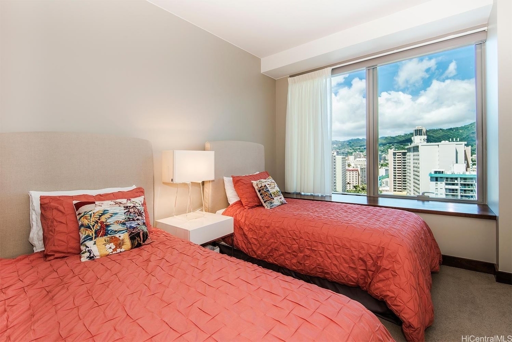 1555 Kapiolani Boulevard - Photo 13