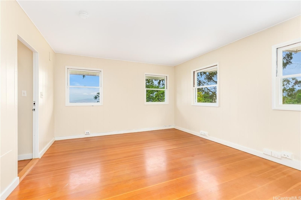 3310 Tantalus Drive - Photo 14