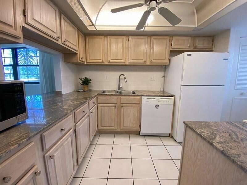 4100 Ocean Beach Boulevard - Photo 35