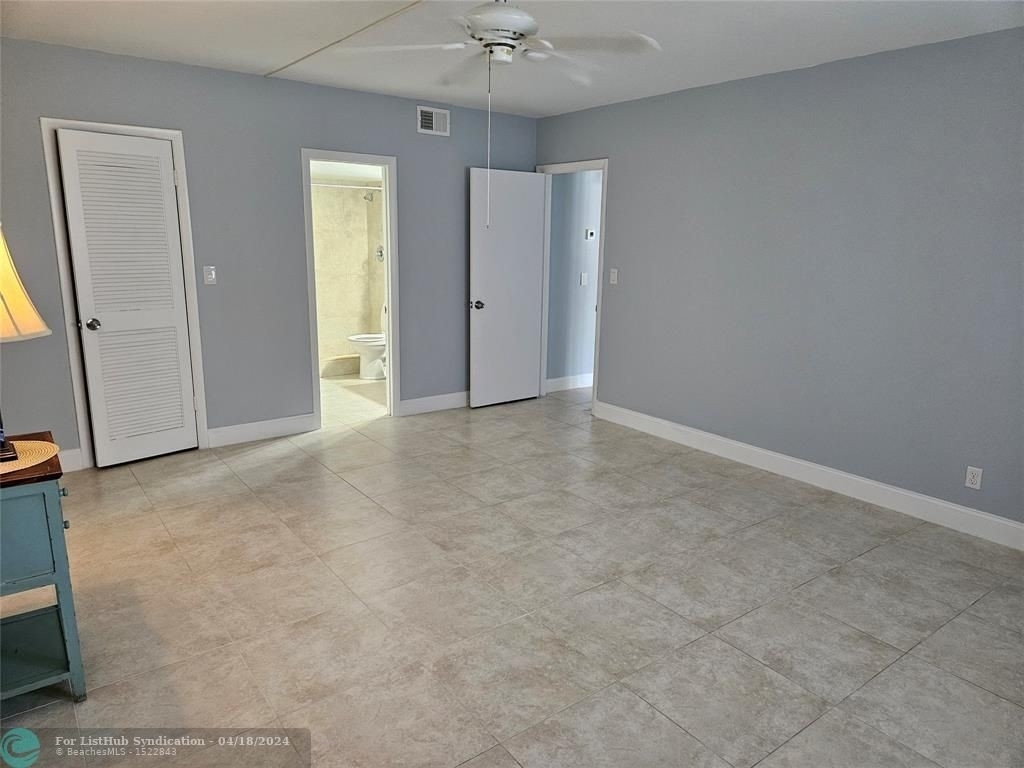 669 W Oakland Park Blvd - Photo 3