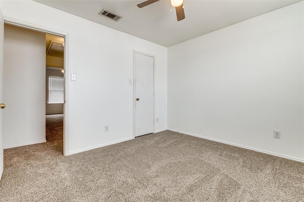 1202 Parral Plaza - Photo 17