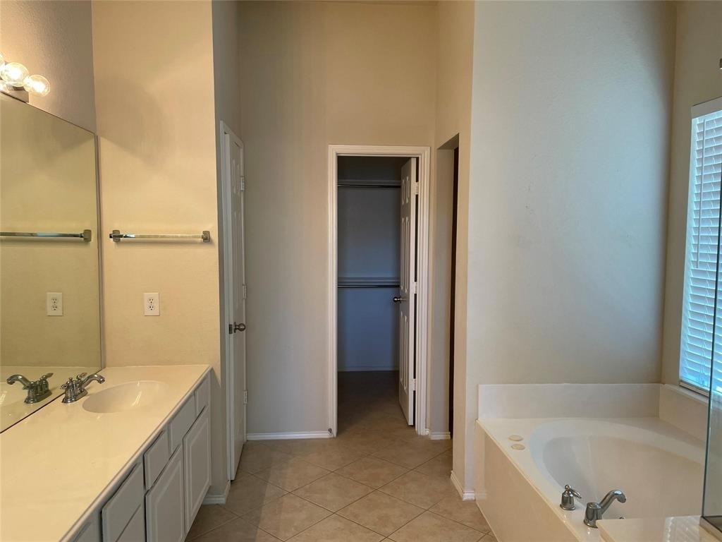 8216 Rayburn Lane - Photo 23