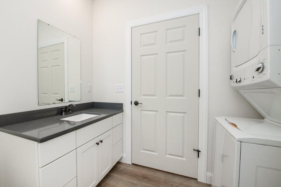 2577 N Downer Ave - Photo 6