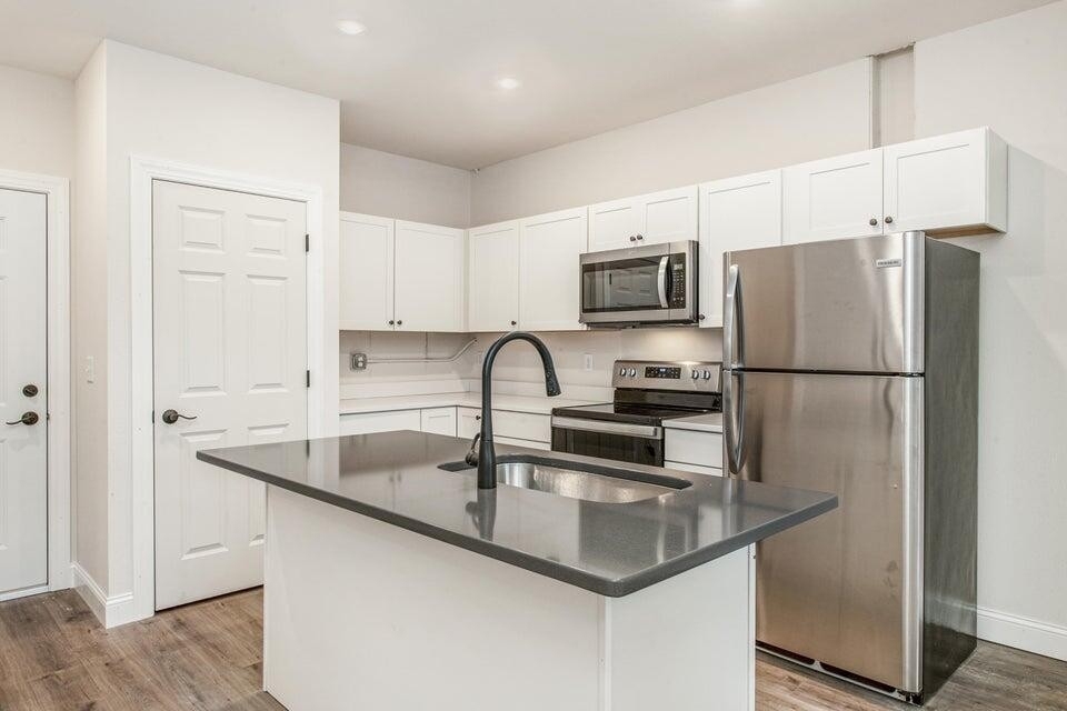 2577 N Downer Ave - Photo 3