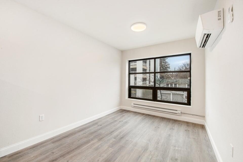 2577 N Downer Ave - Photo 4