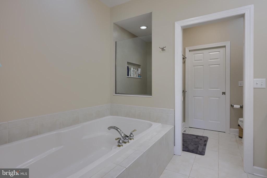 2177 Carey Way - Photo 29