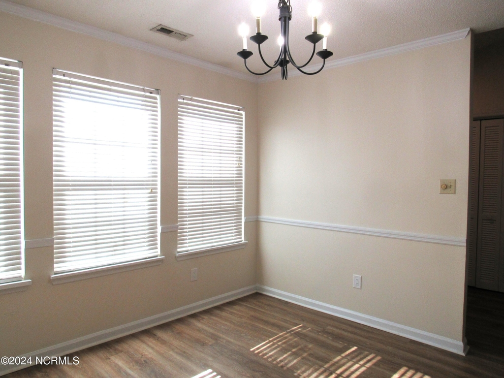 2047 Foxhorn Road - Photo 13
