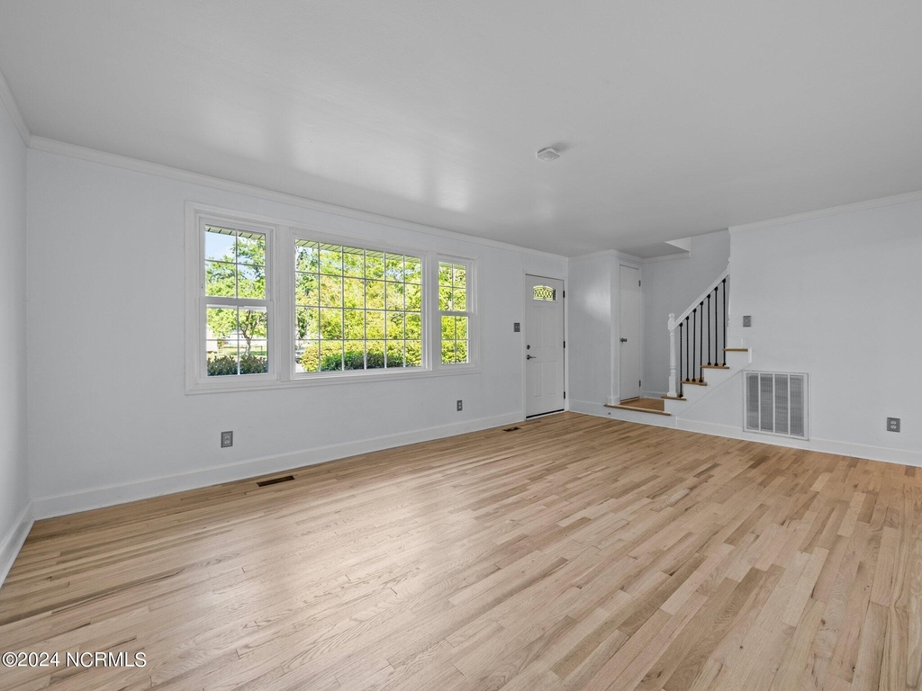 1011 Daniel Place - Photo 14