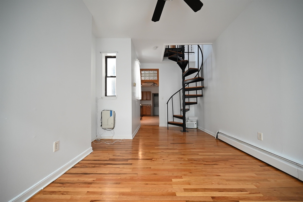 316 Palisade Ave - Photo 1