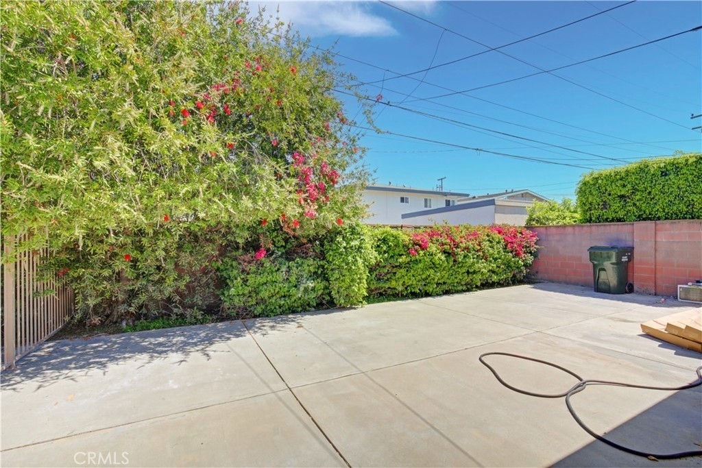 10520 Myrtle Street - Photo 17