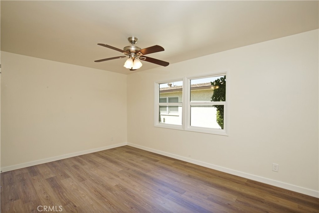 10520 Myrtle Street - Photo 9