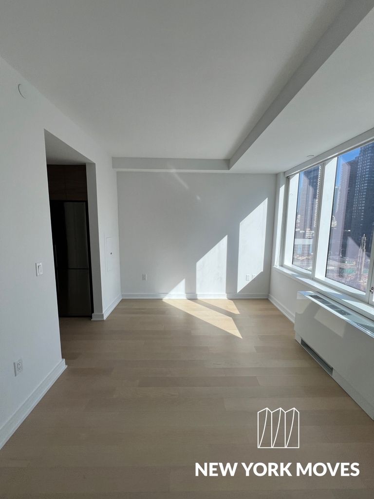 West 38th St | Hudson Yards  - Photo 1