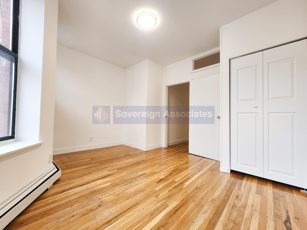 126 West 112th Street - Photo 4