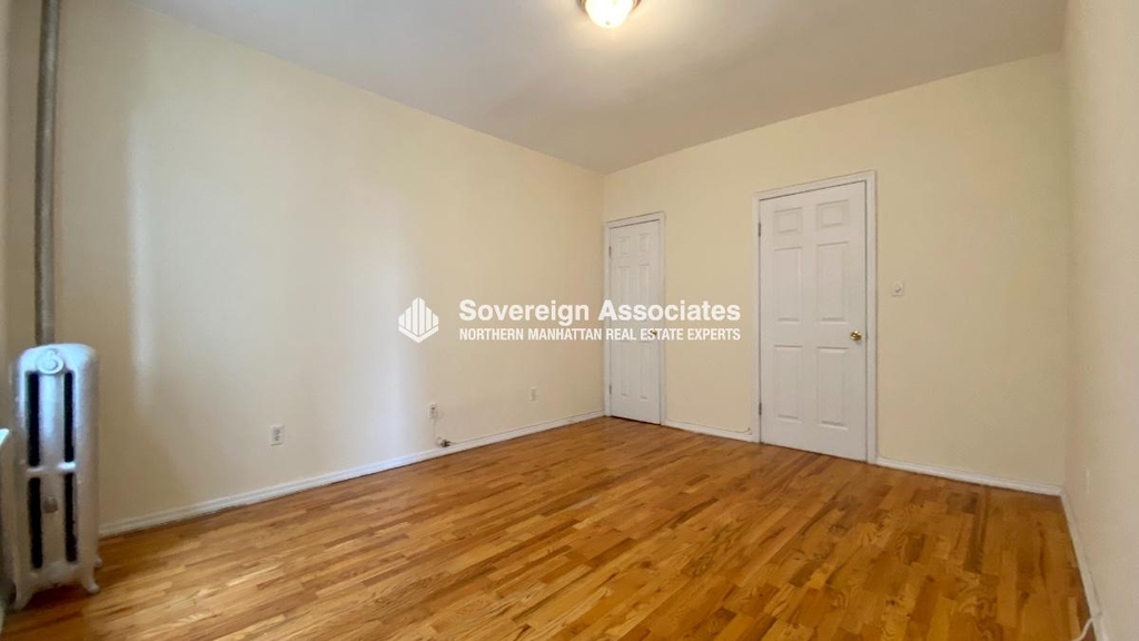 1803 Riverside Drive - Photo 3