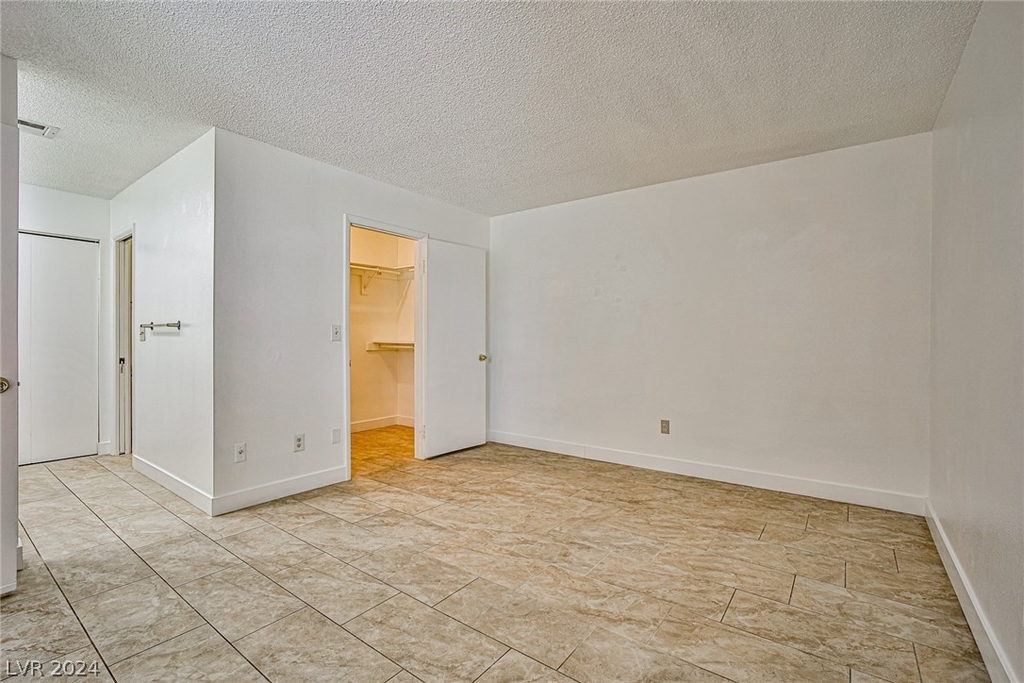 5061 Ranchovilla Court - Photo 10