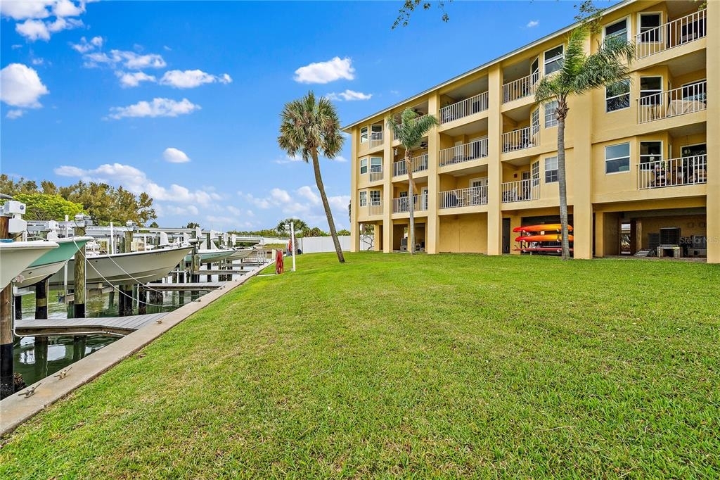 1125 Pinellas Bayway S - Photo 0