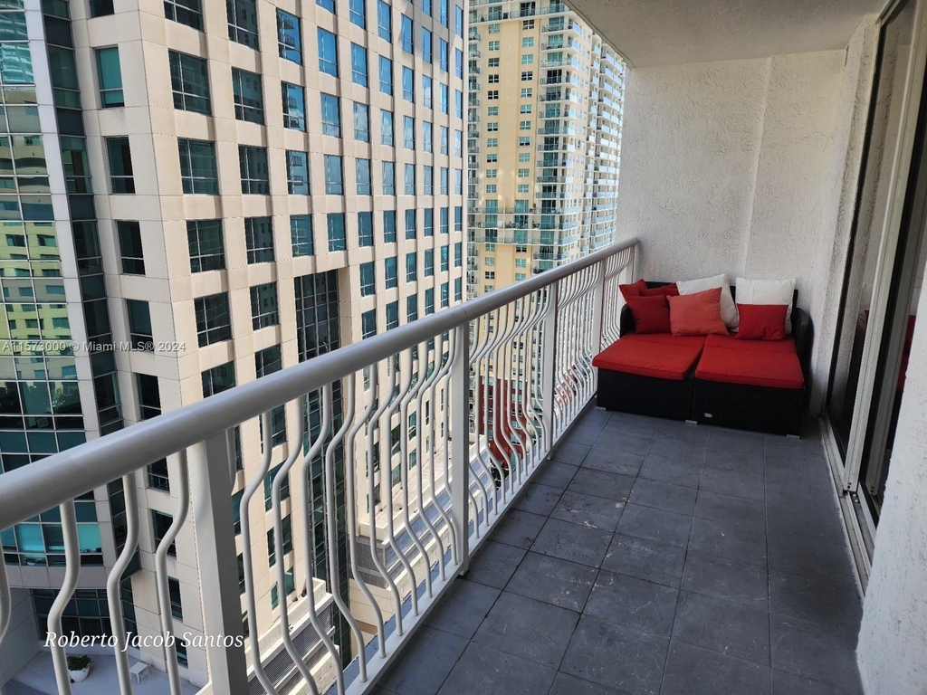 1200 Brickell Bay Dr - Photo 24