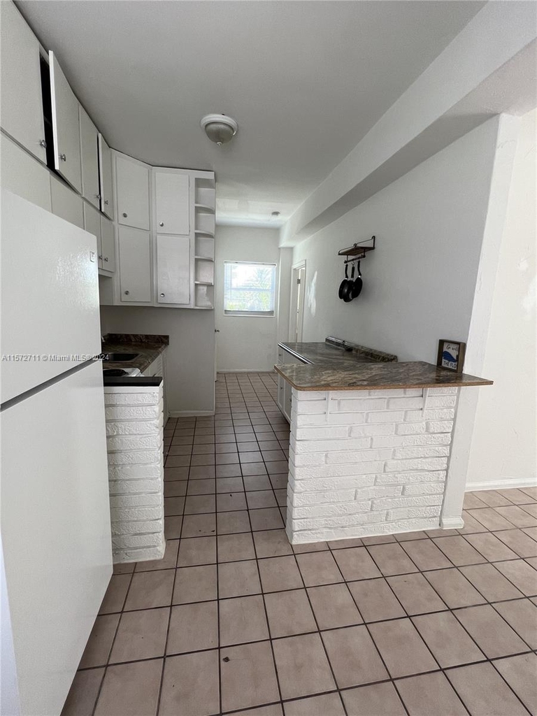 2219 E Atlantic Blvd - Photo 13