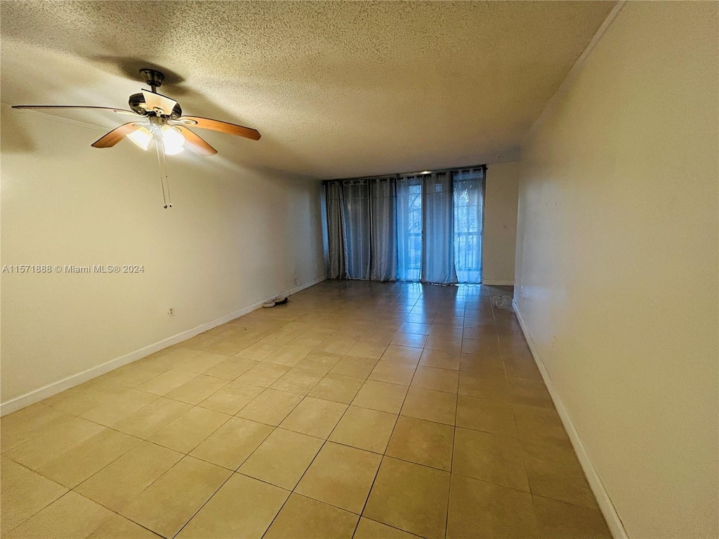 10875 Sw 112th Ave - Photo 4