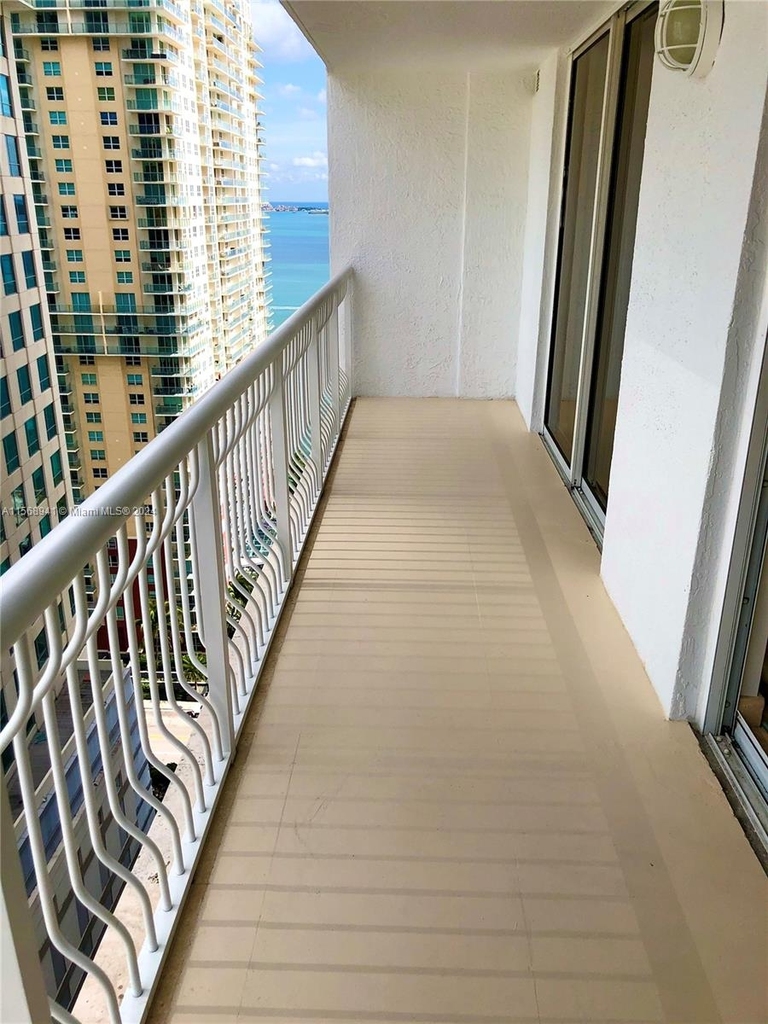 1200 Brickell Bay Dr - Photo 30