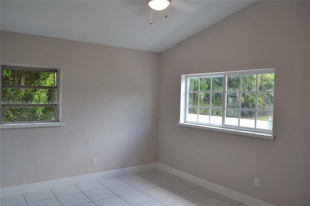 11515 Sw 81st Rd - Photo 19