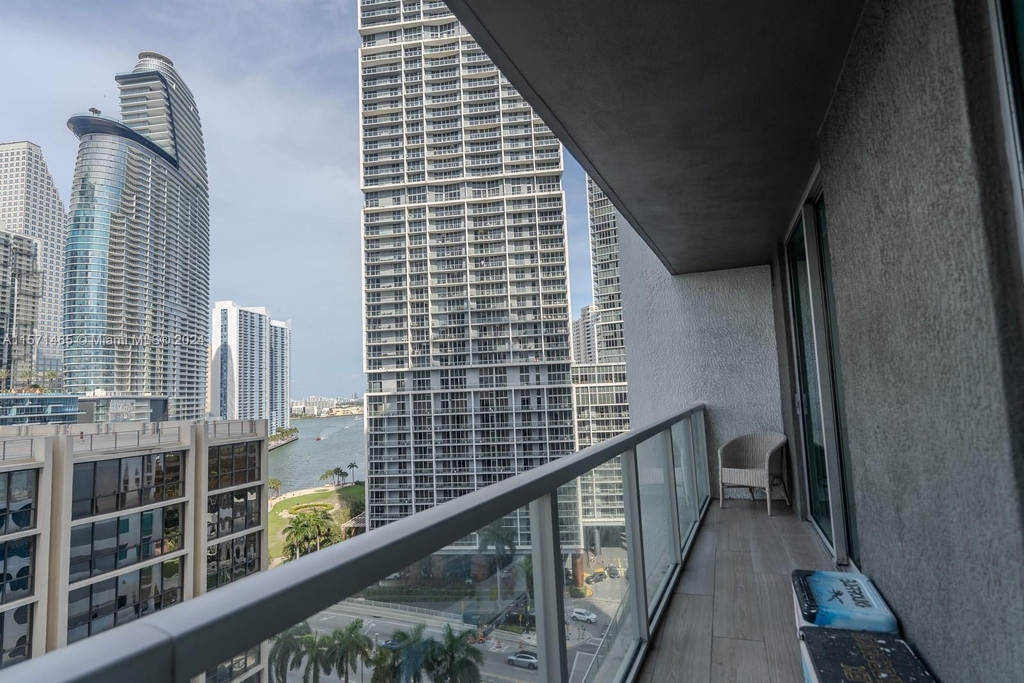 500 Brickell Ave - Photo 27