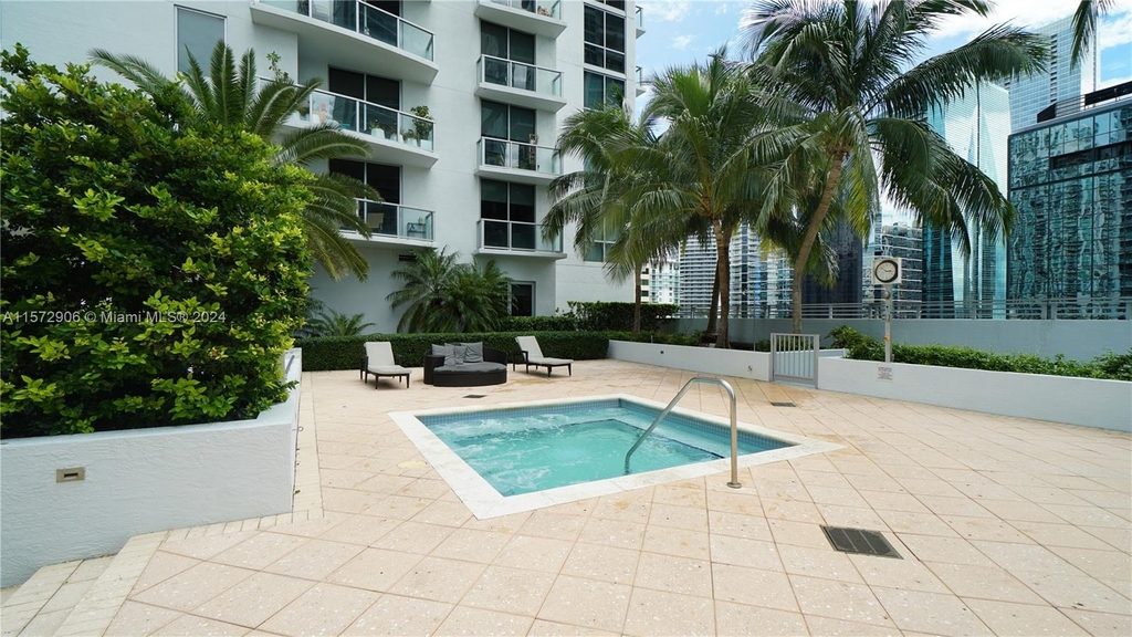 1060 Brickell Ave - Photo 40