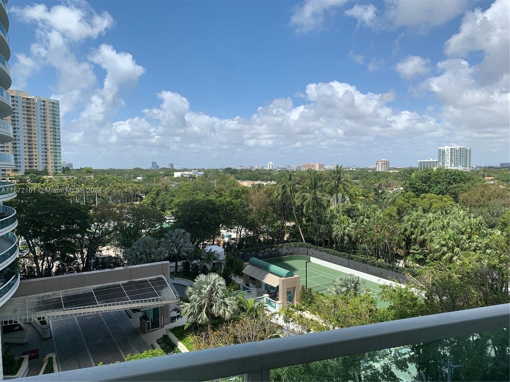 2101 Brickell Ave - Photo 11