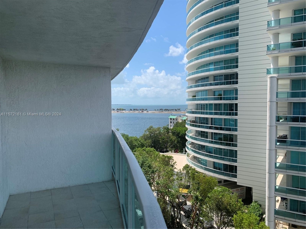 2101 Brickell Ave - Photo 13