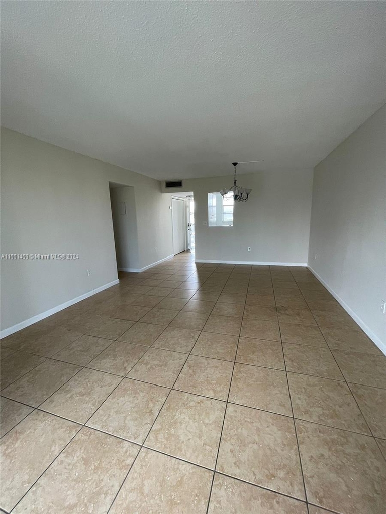 3030 Marcos Dr - Photo 6